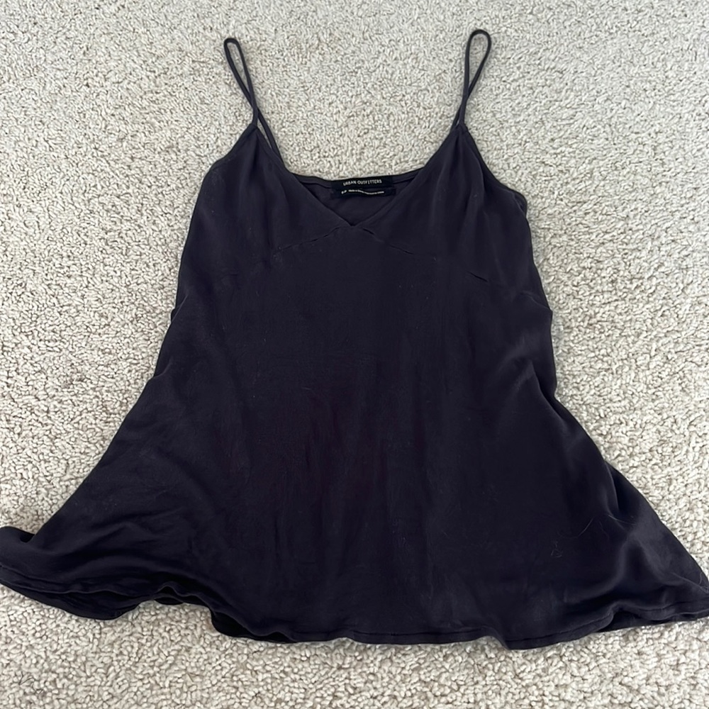 Beautiful grey v neck tank from Urban Outfitters! Size S